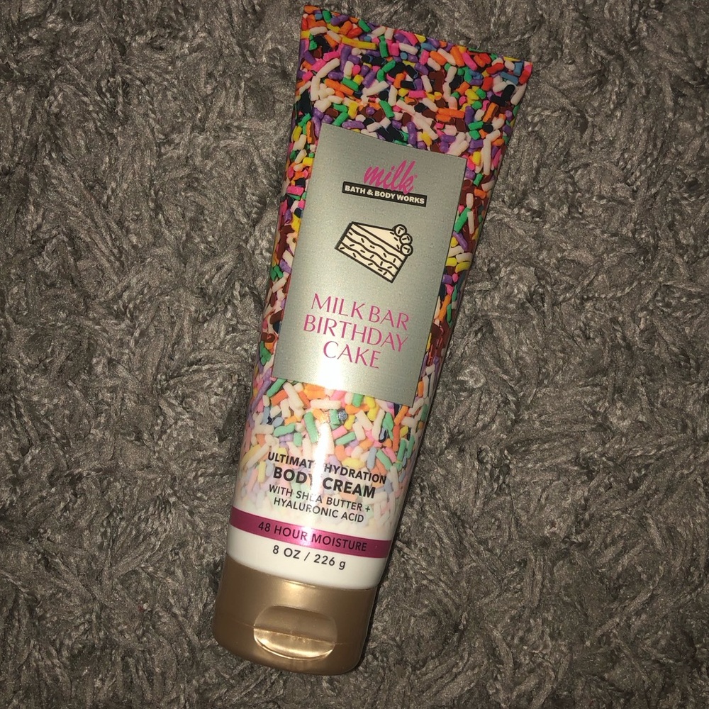Bath & Body Works Milk Bar Birthday Cake Lot, New - Picture 7 of 14